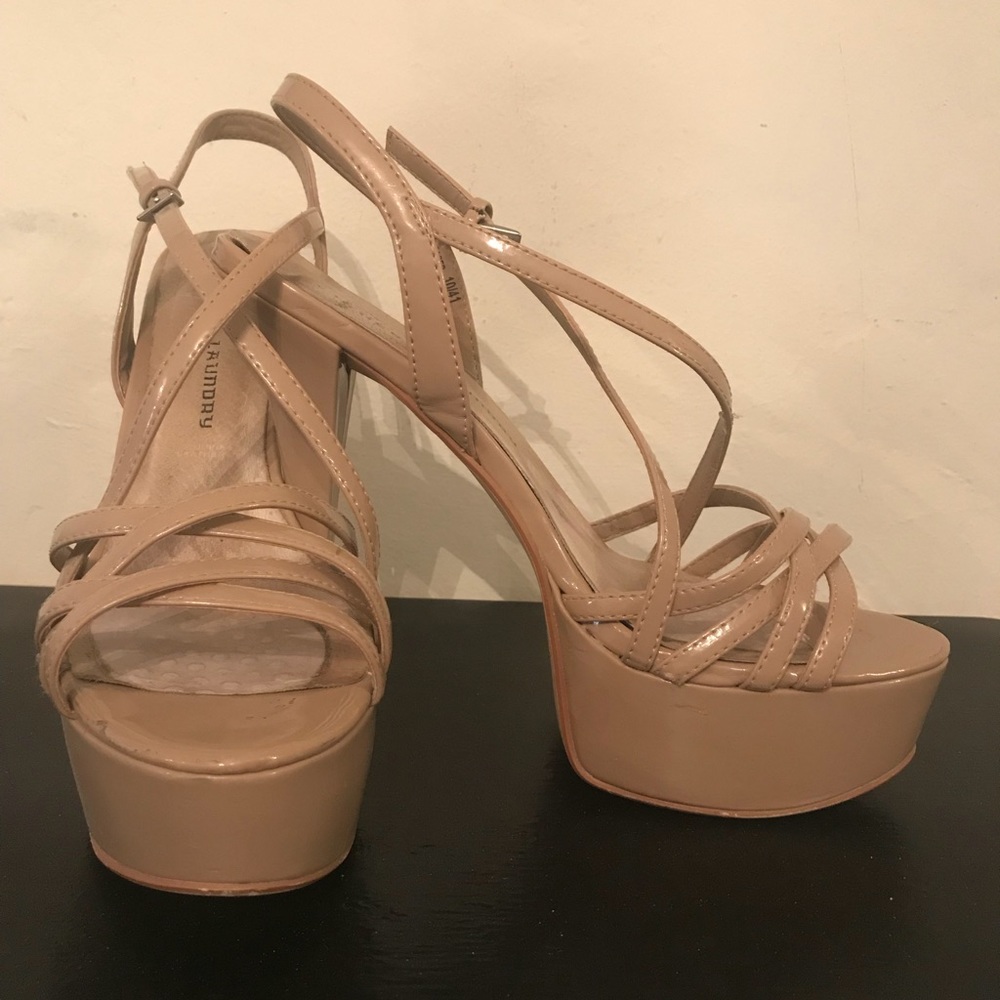 Nude tippy tops. Chinese laundry 10 m